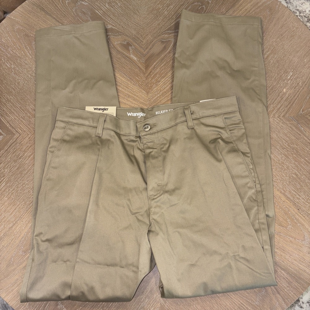 Wrangler Riata Mens Flat Front Relaxed Fit Khaki Pants Straight Leg 34x34